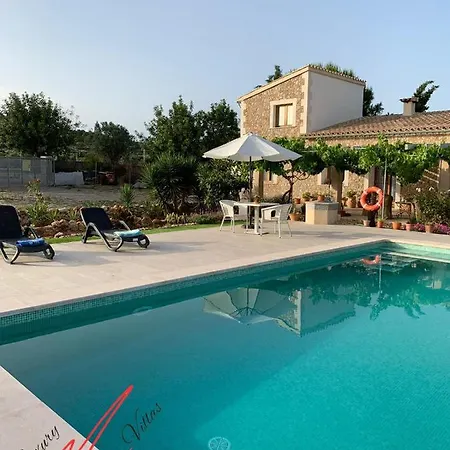 Villa Dallas - Private Villa, Countryside, Large Pool Vila *
